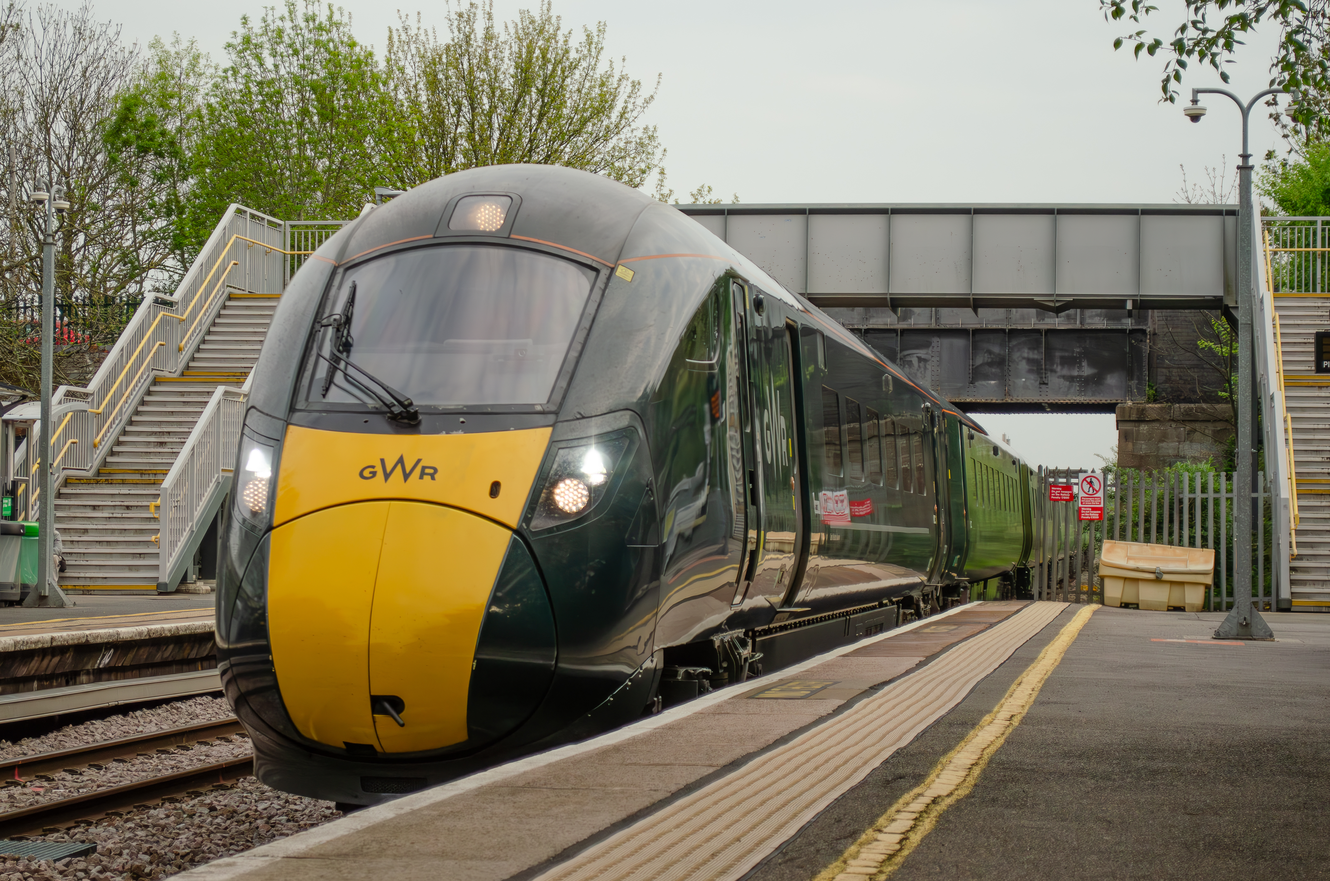 GWR IET passing Highbridge and Burnham